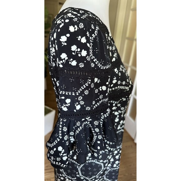 Free People Black White Floral Print Boho Dress Size 2 Ruffle Bell Sleeve - Picture 6 of 9